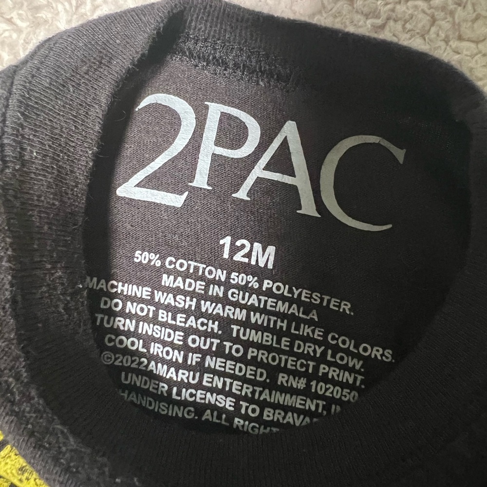 Tupac 12 Months Short Tee - Picture 3 of 3